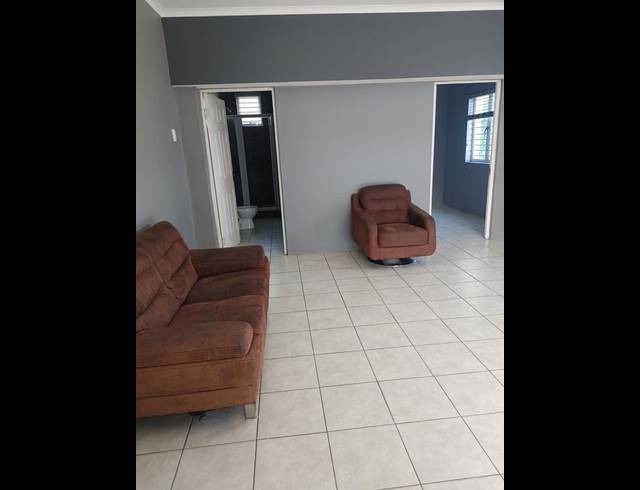 1 BEDROOM PROPERTY TO RENT IN PARK HILL